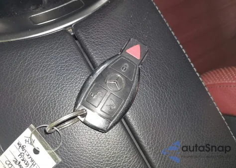 2017 Mercedes-Benz C 300 4Matic from USA, damaged, VIN WDDWJ4KB9HF389300